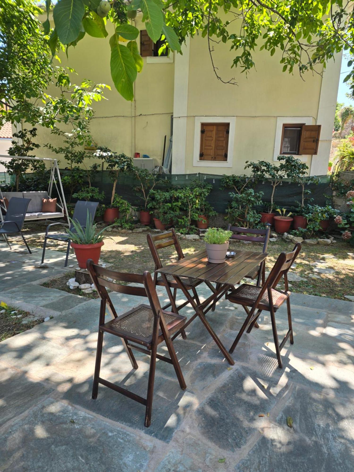 Karidia Apartments كيسوس المظهر الخارجي الصورة
